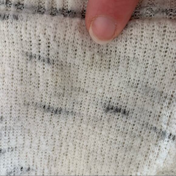 Anthropologie white gray cowl neck turtleneck pullover size Large - Picture 13 of 14